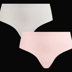 Action Invisible hipster