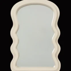 Action Spiegel met golvende lijst