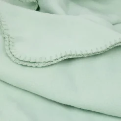 Studio Home fleeceplaid