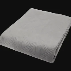 Studio Home velvet bedsprei