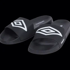 Umbro slippers